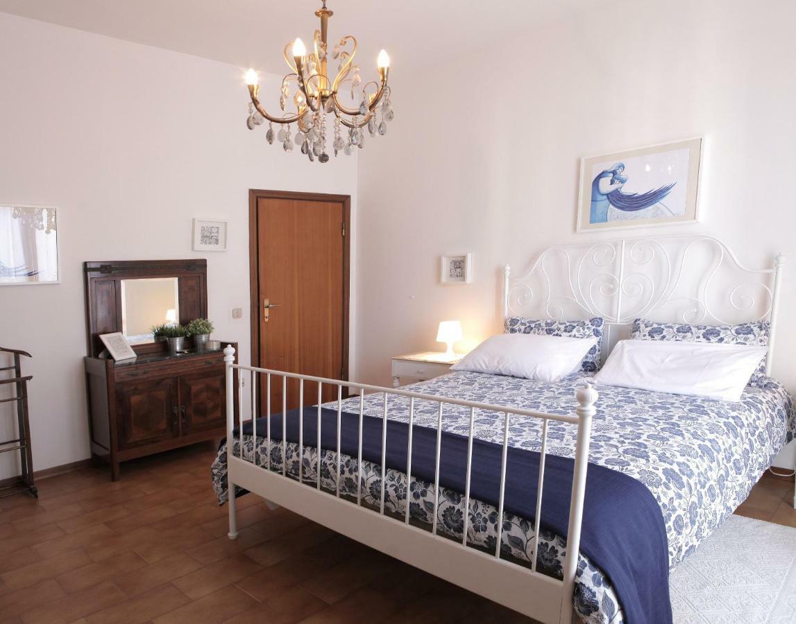 Goga&Romeo Bed & Breakfast Pesaro Eksteriør bilde