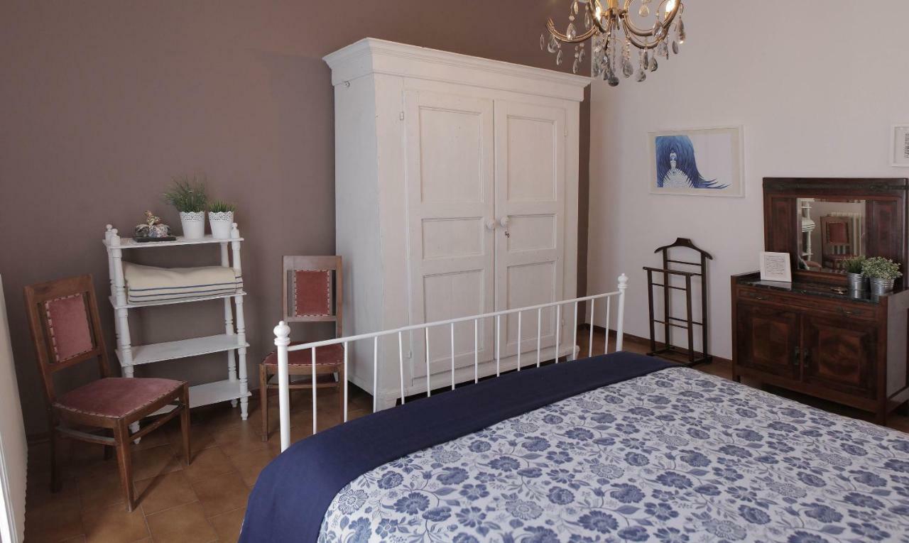 Goga&Romeo Bed & Breakfast Pesaro Eksteriør bilde